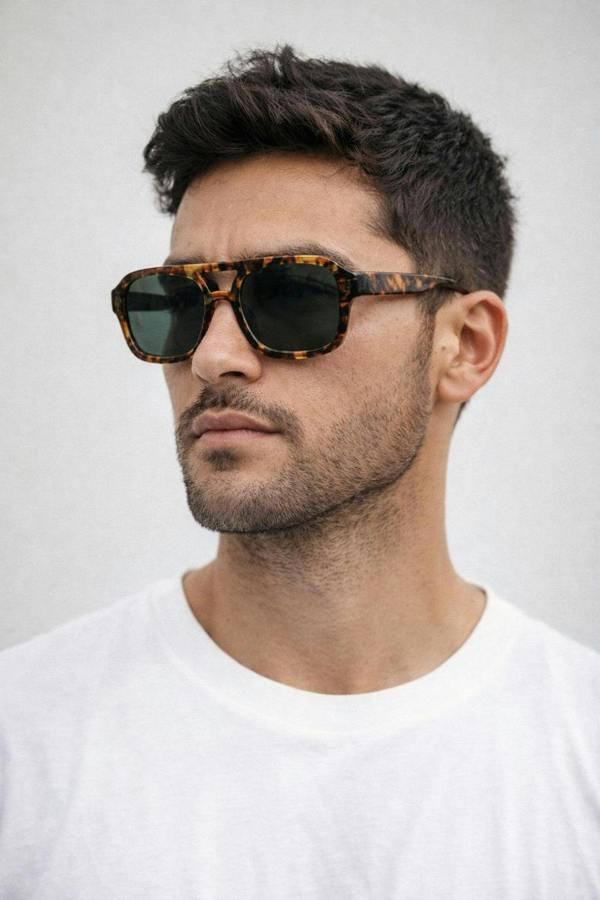 70's Navigator Sunglasses In Tortoiseshell - svnx