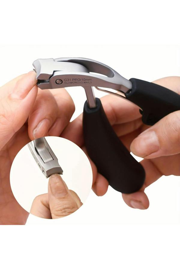 Dyzi Premium Nail Clippers Stainless Steel Concave Blade Silver