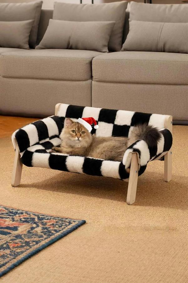 Living and Home Soft and Comfortable Wooden Frame Pet Sofa