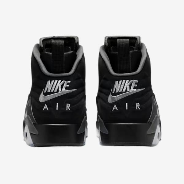 Nike DZ4475-001 Sneakers   in  Black