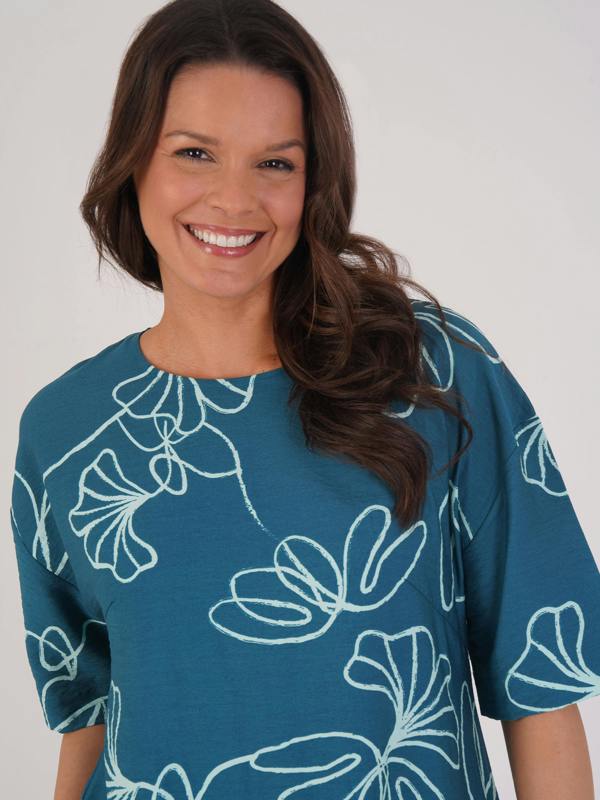 VIZ-A-VIZ Floral Printed Dress