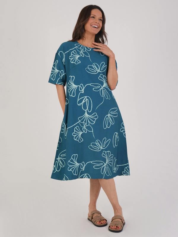 VIZ-A-VIZ Floral Printed Dress