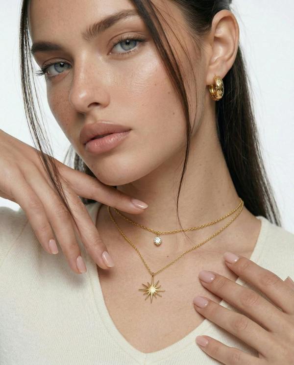 Elk & Bloom Chubby 14k Gold Gemstone Huggie Hoops