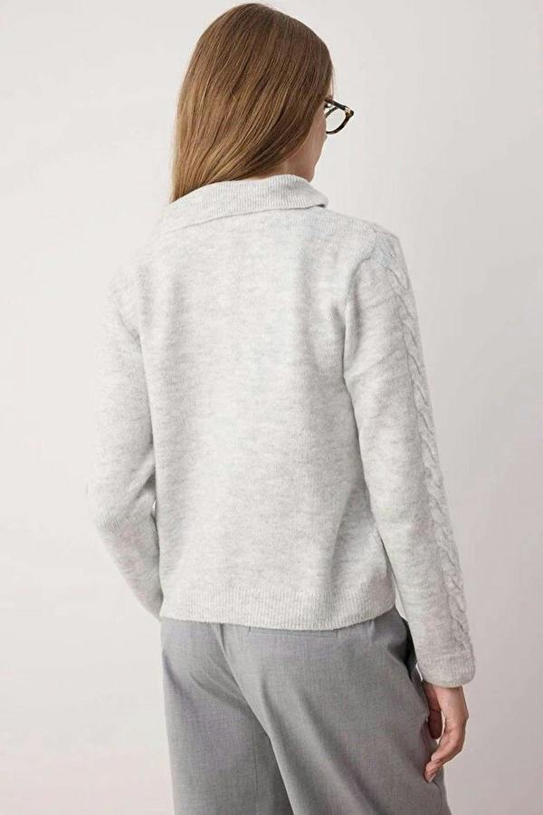 WOVCOR Soft-Textured Knit Sweater with Hair Knitting Detail