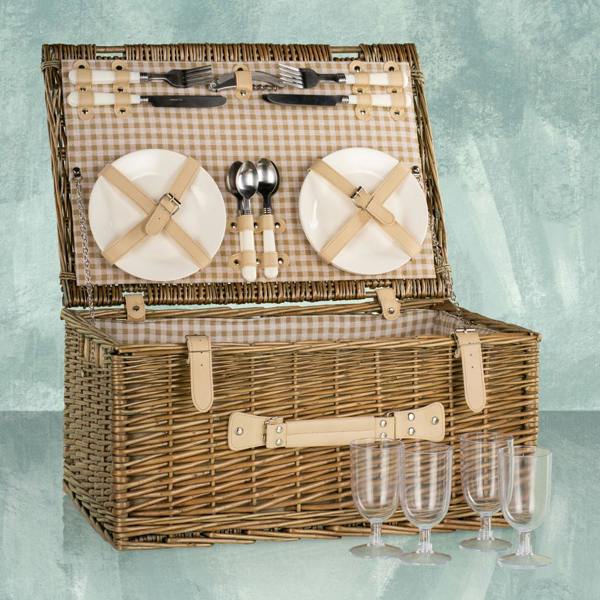 The Perfect Picnic Hamper