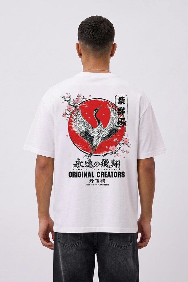 London Attitude Japanese Crane Oversized Heavyweight Graphic T-Shirt in White