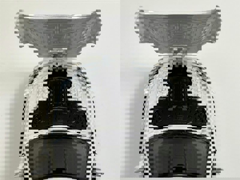 Tayumo Jaguar F Type White LHD 1:32 Scale Light & Sound Tayumo 32110022