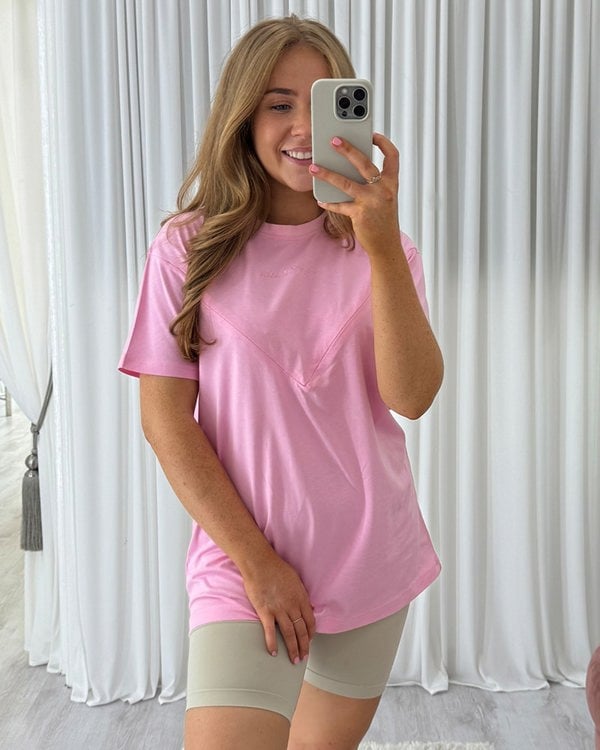 Pretty Mama Everyday Oversized Breastfeeding Tshirt- Bubblegum Pink