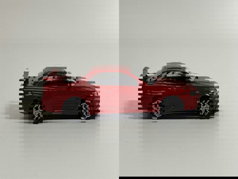 Mini GT Nissan Skyline GT R R34 V Spec Active Red RHD 1:64 Mini GT MGT00796R