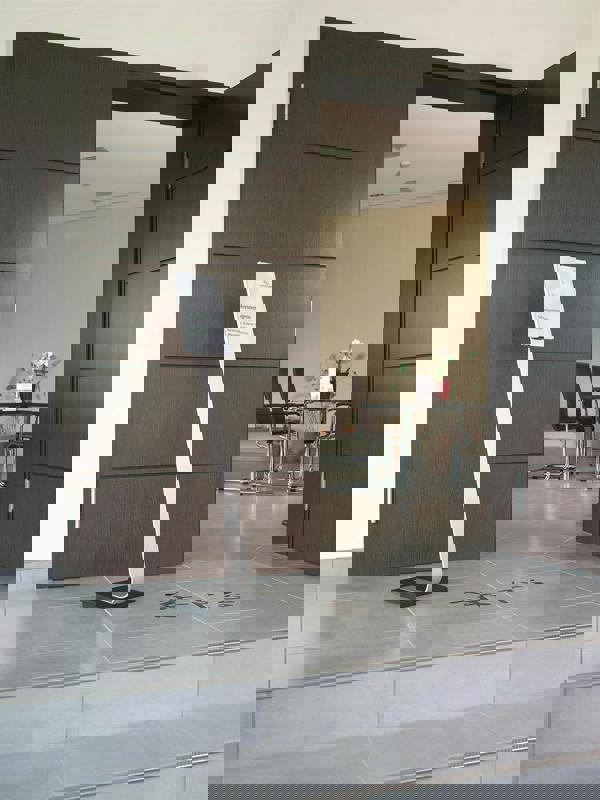 Durable INFO SIGN Aluminium Display Panel Info Floor Stand A4 | 1.18m | Silver