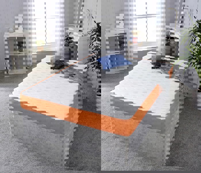 eXtreme Comfort Shorty Memory Foam Sprung Mattress - Coil Springs & Memory Foam Layer