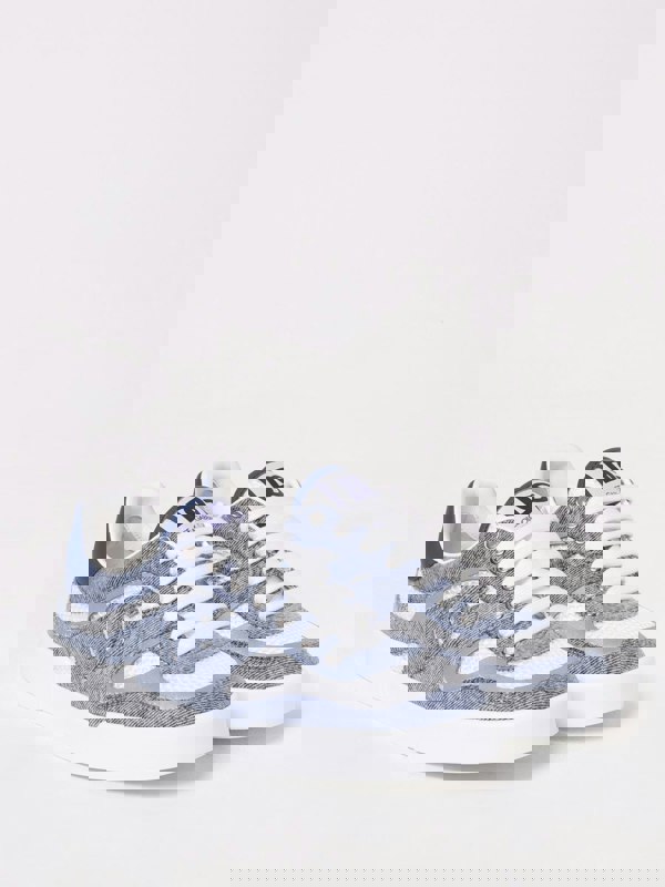 212792464.jpg