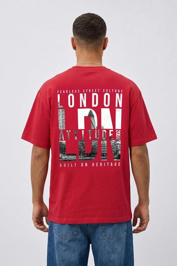 London Attitude Fearless Street Culture Oversized Heavyweight Graphic T-Shirt - Red