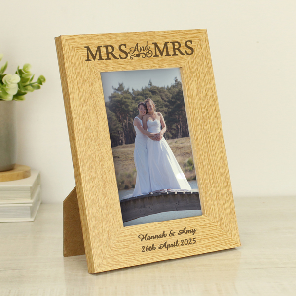 Personalised Memento Company Personalised Oak Finish 6x4 Mrs & Mrs Photo Frame