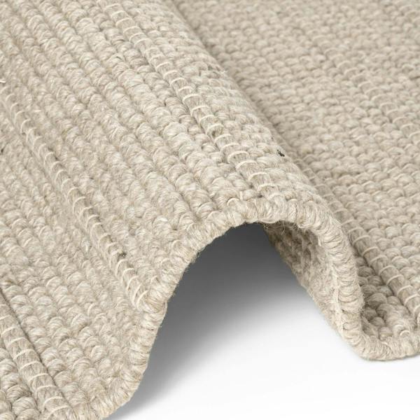 Camden Wool Parker Rug Natural White, hand-woven, ideal for every room.