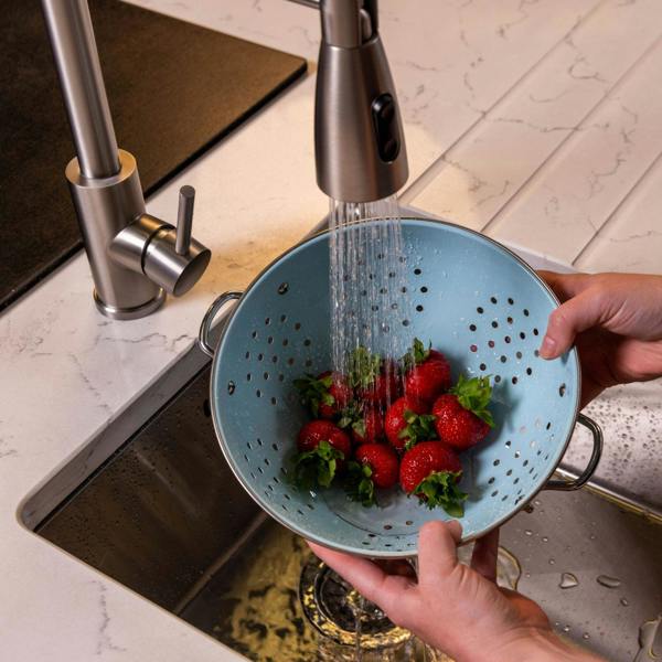 Flode Fjädra | Pull Out Kitchen Sink Mixer Tap | Spring Style Mixer Tap | Brushed Steel | Oval Head