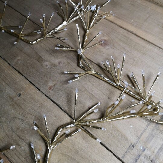 Samuel Alexander 60cm Gold Christmas Star 150 Warm White LED Indoor/Outdoor Christmas Decorations