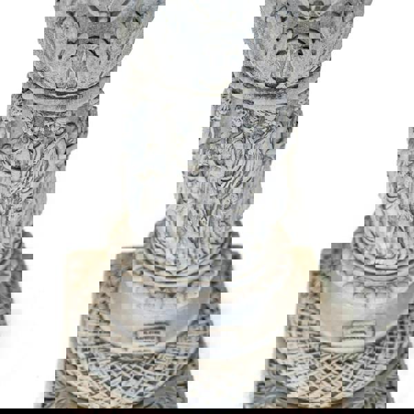 Patrician Bird Bath Elegant Stone cast Bird Bath Bird feeder