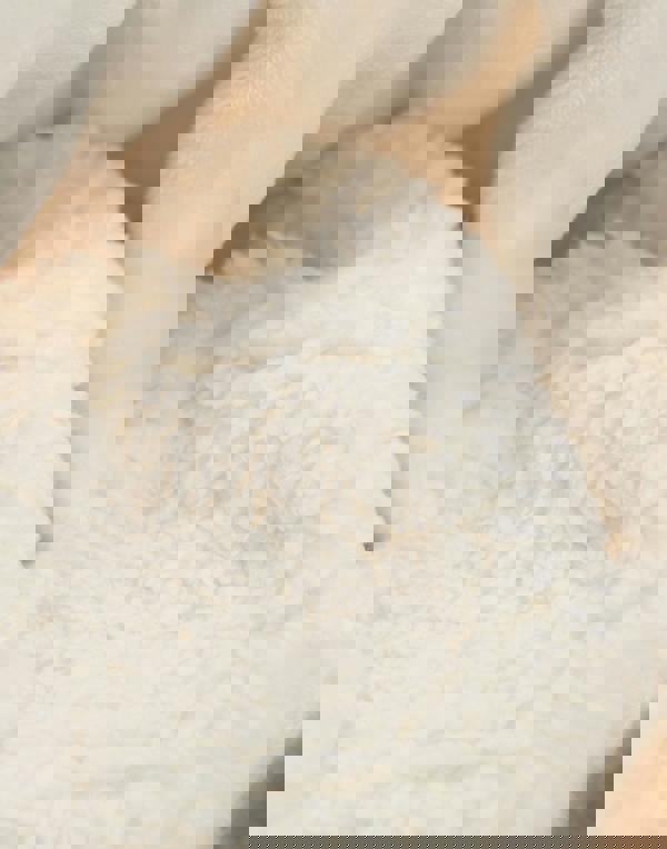 Peanuts Womens Off-White Snoopy Blanket Hoodie (One Size)