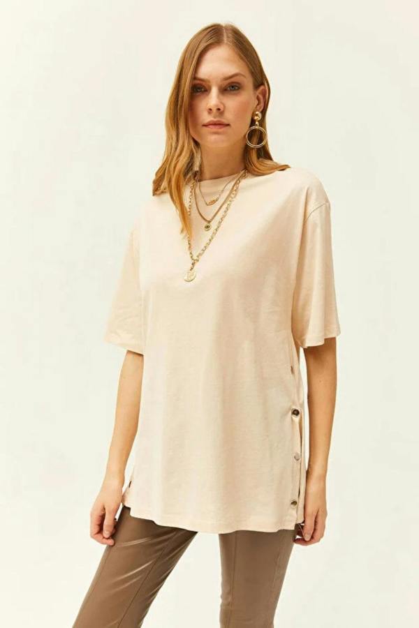 Hoxton Gal 100% Cotton T-Shirt with Side Buttons