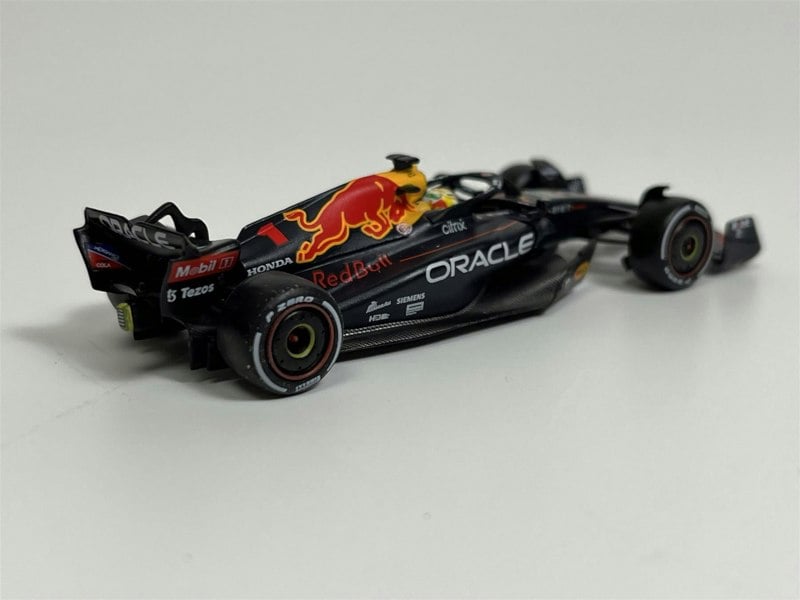 Mini GT Max Verstappen Red Bull RB18 #1 2022 Abu Dhabi GP Winner 1:64 Mini GT MGT00520L