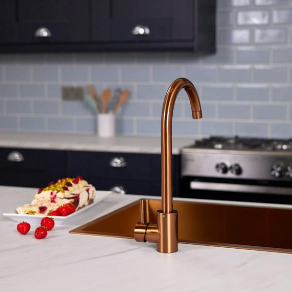 Flode Lillehammer | Single Lever Kitchen Sink Mixer Tap with Swivel Spout | Brushed Copper Finish
