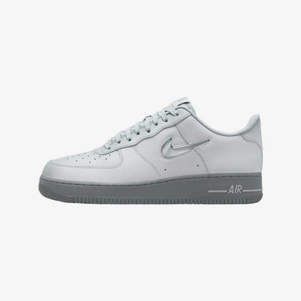 Nike HM0621-001 Sneakers   in  Grey
