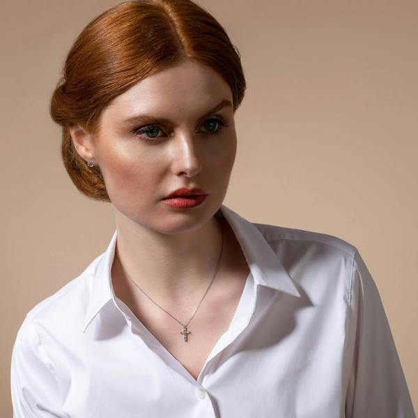 Cross Pendant Necklace with Baguette Cubic Zirconia - namana.london