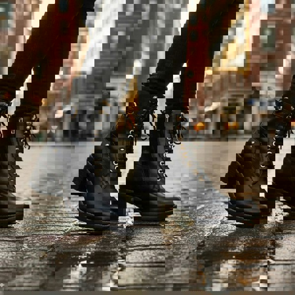 Pikolinos Llanes - Women’s Black Leather Mid-Heel Combat Ankle Boots