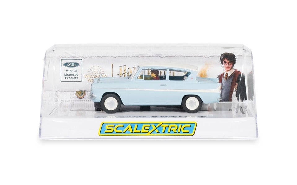 MCSlots Ford Anglia 105E Harry Potter Edition 1:32 Scale Scalextric C4504