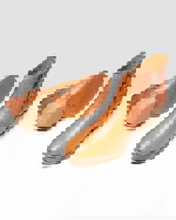 J Shoes Rosa Tan Womens Shoes