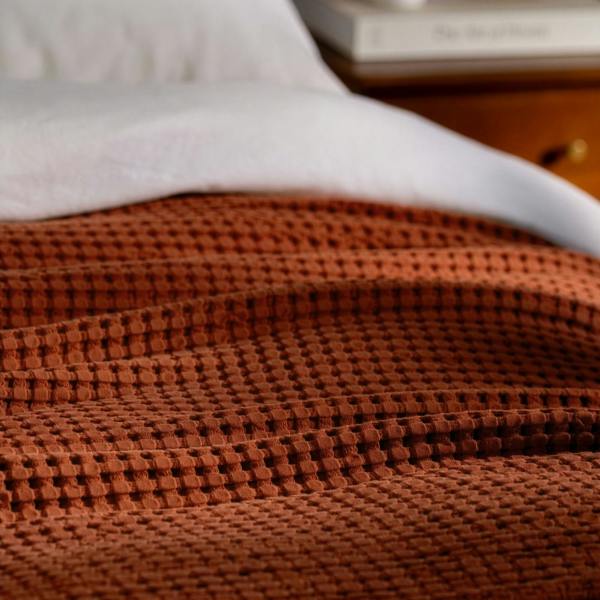 Soak&Sleep Burnt Orange Waffle Cotton Bedspread