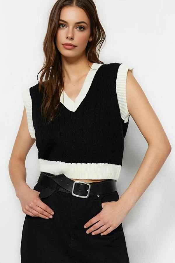 WOVCOR Crop Color-Block Hair Knit Sweater