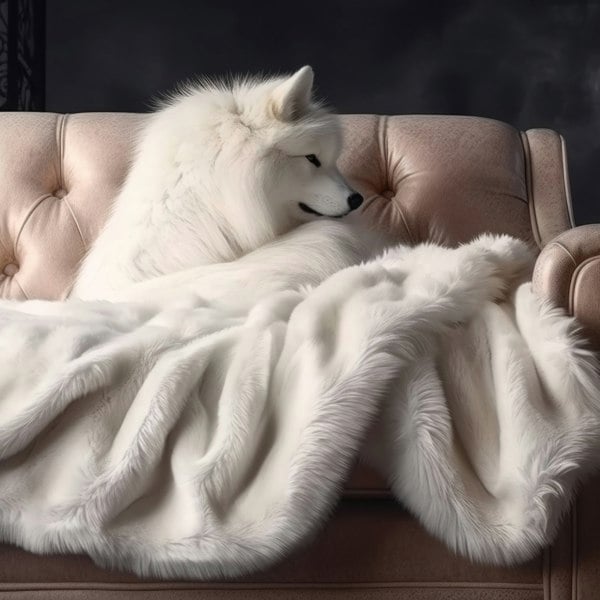 Arctic white faux fur throw with white wolf