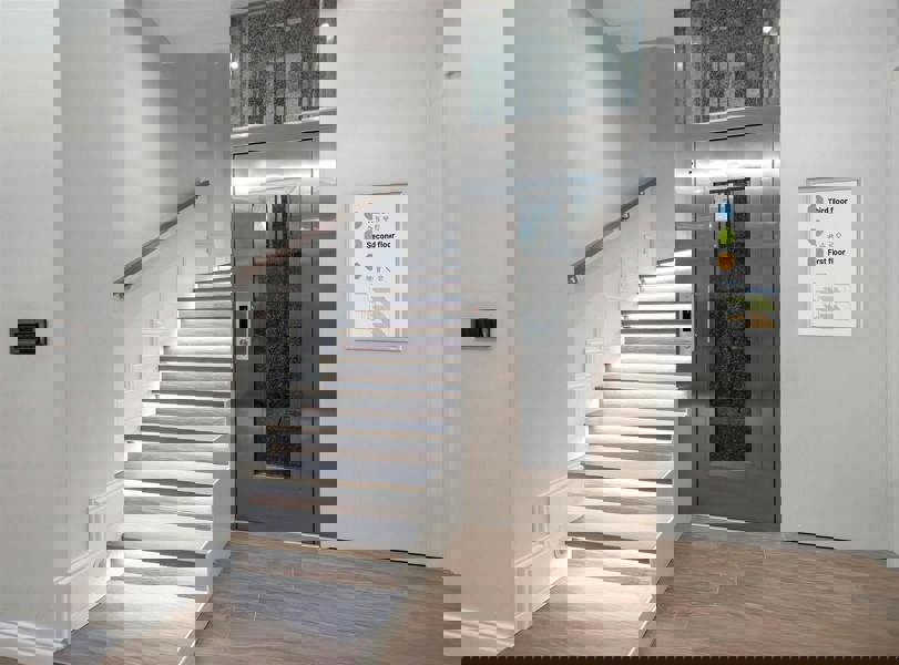 Durable Aluminium Snap Frame Retail Clip Poster Holder Notice Board | A2