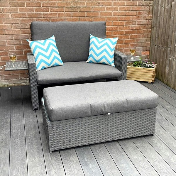 Outdoor Living Oasis 2 Seater Garden Patio Outdoor Rattan Furniture Sofa Sun Lounger Daybed