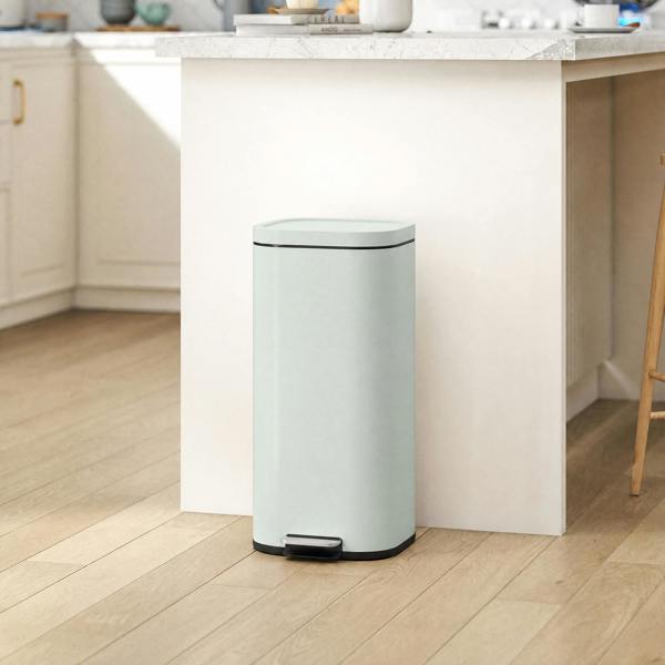 Trash Can
