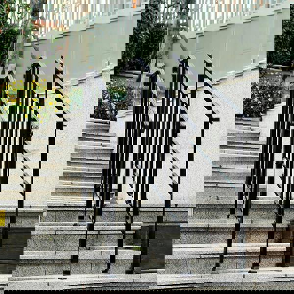 Gr8 Garden Outdoor Black Steel Handrail 2 Steps Garden Stairs Safety Grab Bannister Rail