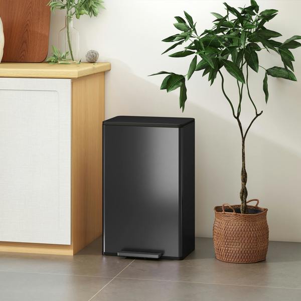 Trash Can