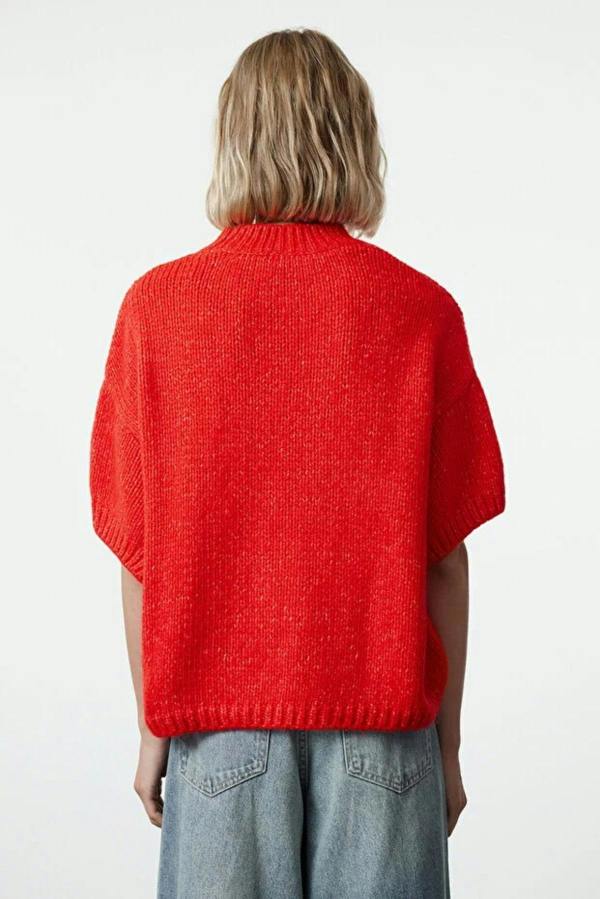 Hoxton Gal Oversized Soft-Touch Knit Sweater