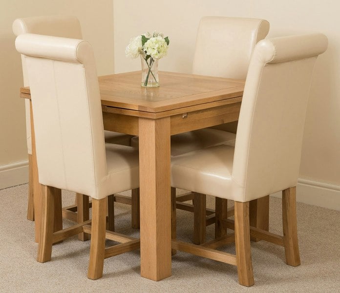 That's Furniture Richmond Small Extending Oak Dining Set with Washington Leather Chairs