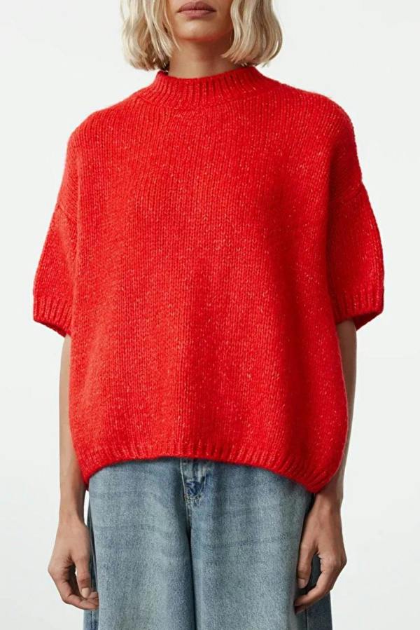 Hoxton Gal Oversized Soft-Touch Knit Sweater