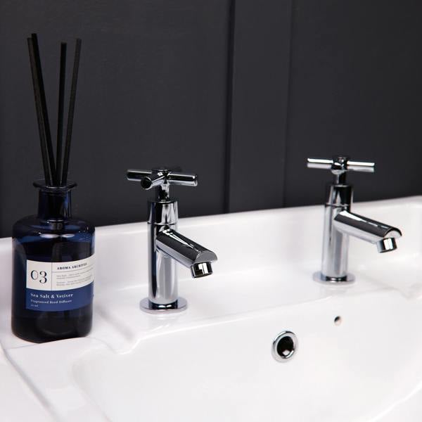 Flode Isak | Basin Pillar Taps | Chrome