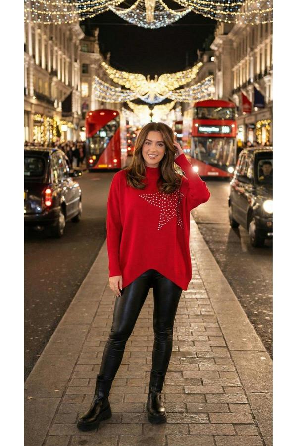 Jaira Oversized Knitted Jumper With Studded Star Detail - Red