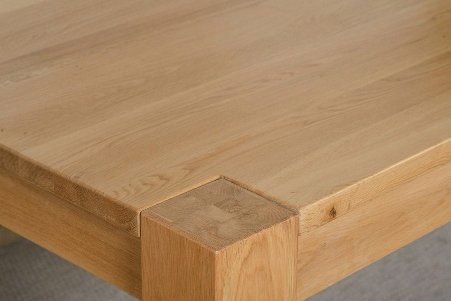 That's Furniture Kuba Extra Large Oak Dining Table with Montana Leather Chairs