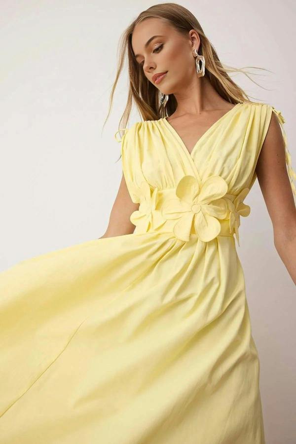 WOVCOR Floral Applique Detail V-Neck Gathered Maxi Woven Dress