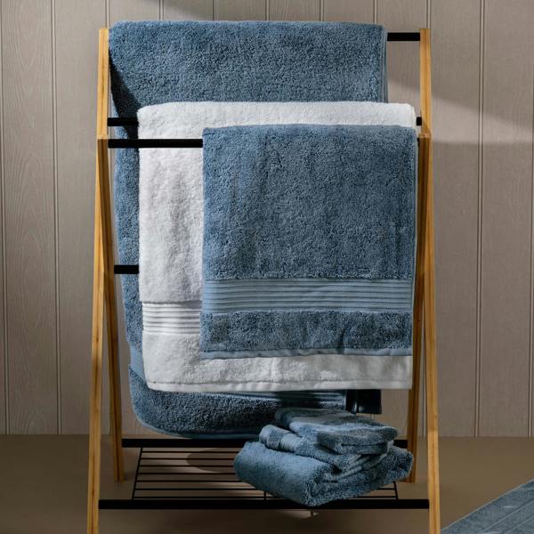 Dusky Blue Egyptian Cotton Bath Sheet detail view | Soak and Sleep
