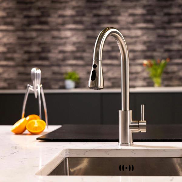Flode Runda | Kitchen Sink Mixer with Pull out Spray | Brushed Steel | Oval Head
