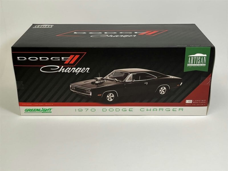 Greenlight 1970 Dodge Charger with Blown Engine Black 1:18 Greenlight Artisan Collection 19122