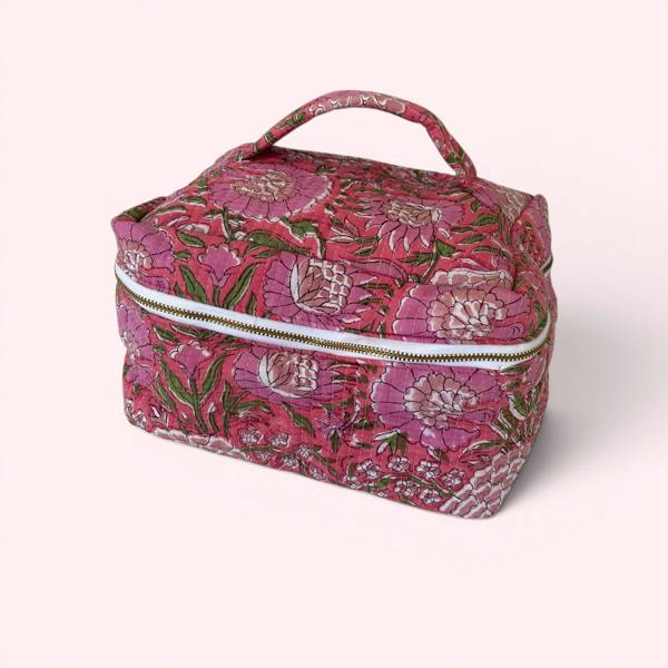 Hayley & Co Vanity Bag - Quilted Cotton Toiletry Bag in Pink Garden Floral Block Print